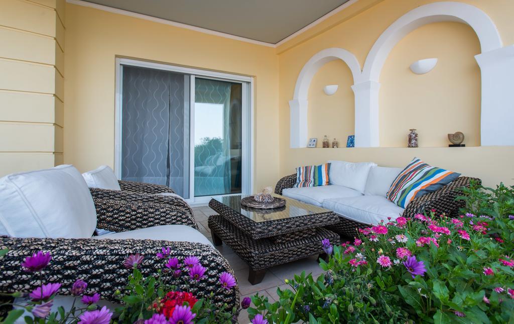 קסילוקסטרו Diamante Beachfront Suites מראה חיצוני תמונה