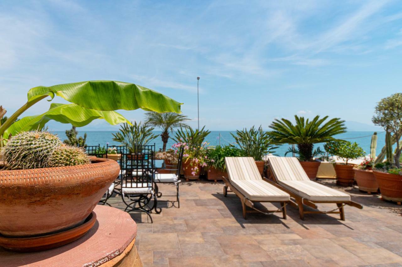 קסילוקסטרו Diamante Beachfront Suites מראה חיצוני תמונה