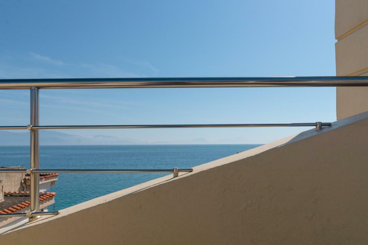 קסילוקסטרו Diamante Beachfront Suites מראה חיצוני תמונה